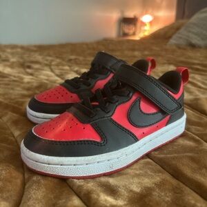 Nike Kids Black and Red Sneakers